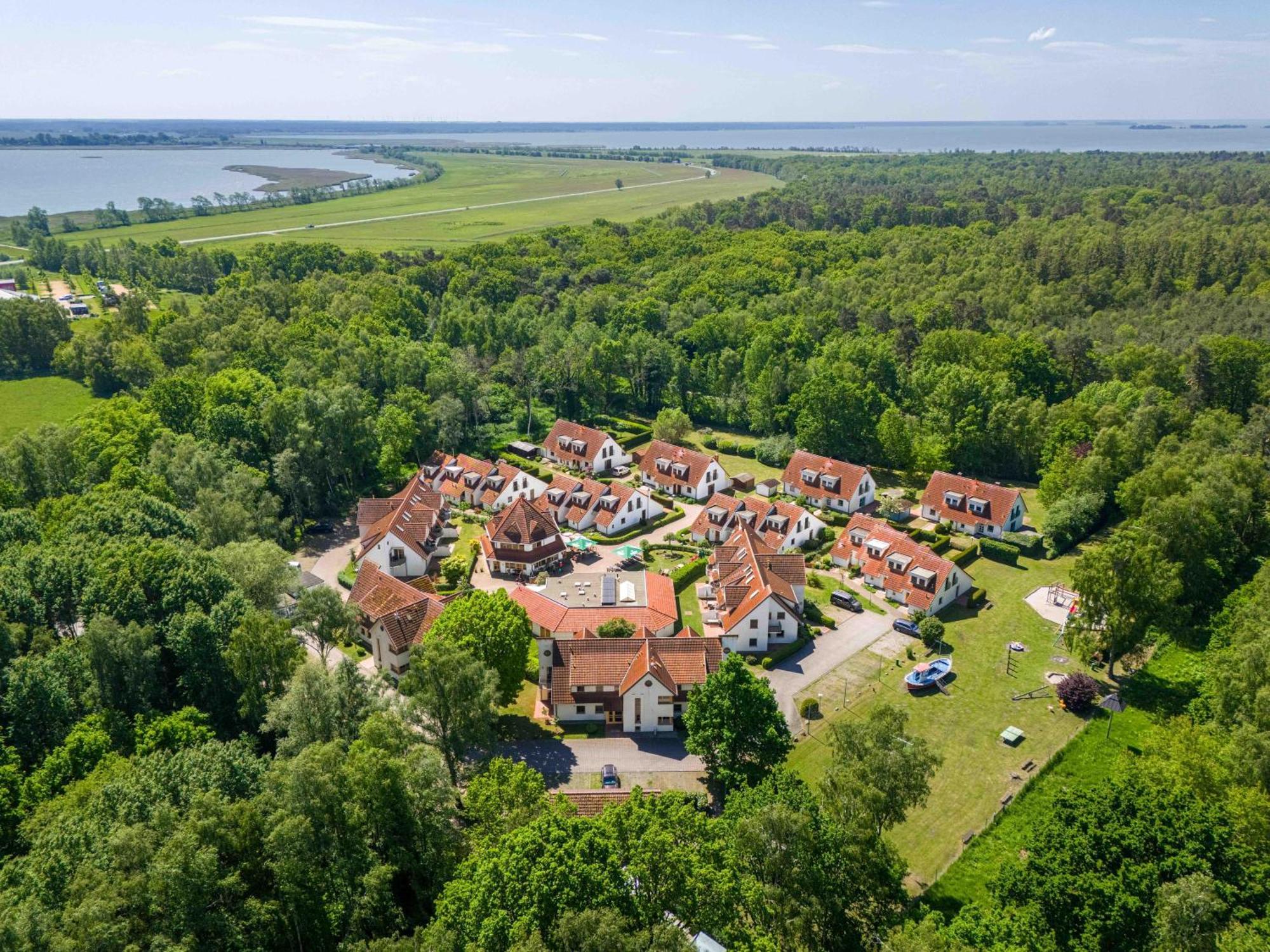 Ferienpark Freesenbruch Wohnung 4 2 - Ostseeperle Zingst Exteriör bild